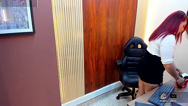 VickyJohnson1 online show from February 2025 11:48:01 PM