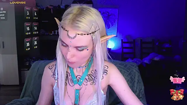 Snapshot of mischellemeow13 chatting on May 2026 03:50:02 PM mischellemeow13 online show from May 2026 03:50:02 PM