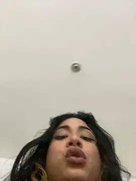 Snapshot of mysteriousgirl20 chatting on January 2026 03:49:01 PM mysteriousgirl20 online show from January 2026 03:49:01 PM