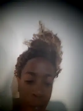 Snapshot of garota10 chatting on November 2025 09:02:01 PM garota10 online show from November 2025 09:02:01 PM