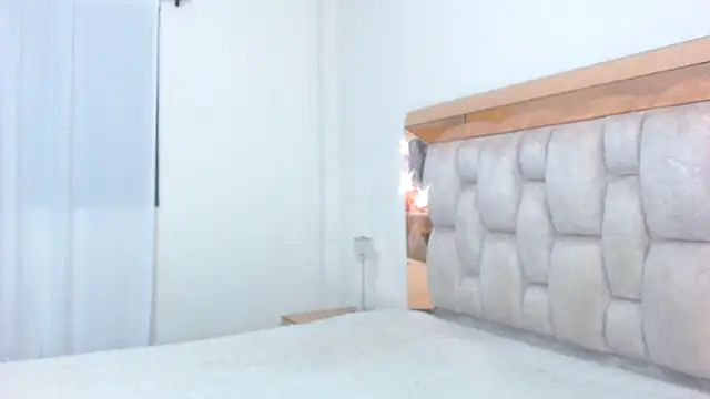 lolaperrys online show from December 2024 02:56:02 AM