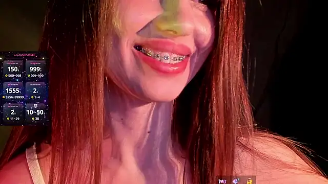 Snapshot of L1TWW chatting on December 2024 09:42:02 PM L1TWW online show from December 2024 09:42:02 PM