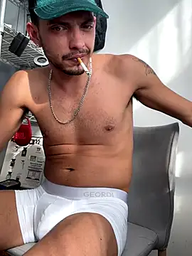 Snapshot of canochvz chatting on November 2025 09:24:01 PM canochvz online show from November 2025 09:24:01 PM