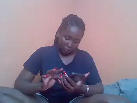 Moonfades online show from February 2025 01:27:02 PM