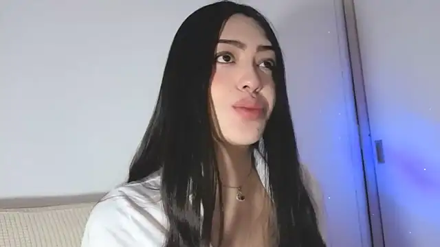 Sweet-Sophiee online show from April 2026 03:42:02 AM