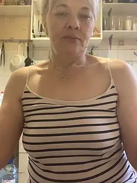 Snapshot of Lia_Laguna77 chatting on January 2025 02:07:01 PM Lia Laguna77 online show from January 2025 02:07:01 PM