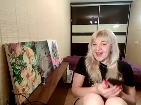 Snapshot of Lia_Laguna77 chatting on February 2025 02:24:01 PM Lia Laguna77 online show from February 2025 02:24:01 PM