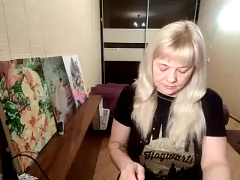 Snapshot of Lia_Laguna77 chatting on February 2025 05:35:01 PM Lia Laguna77 online show from February 2025 05:35:01 PM