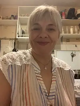 Snapshot of Lia_Laguna77 chatting on February 2025 03:51:02 PM Lia Laguna77 online show from February 2025 03:51:02 PM