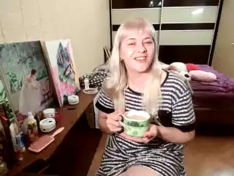 Snapshot of Lia_Laguna77 chatting on September 2025 08:42:01 PM Lia Laguna77 online show from September 2025 08:42:01 PM