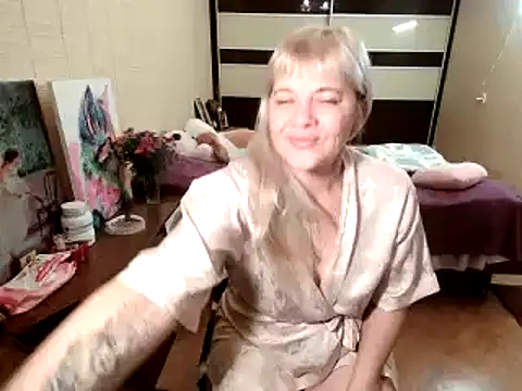 Snapshot of Lia_Laguna77 chatting on October 2025 05:55:01 PM Lia Laguna77 online show from October 2025 05:55:01 PM