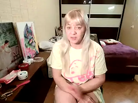 Snapshot of Lia_Laguna77 chatting on October 2025 08:09:01 PM Lia Laguna77 online show from October 2025 08:09:01 PM