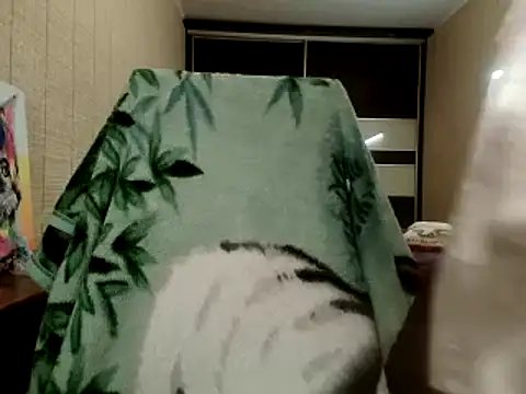 Lia Laguna77 online show from November 2025 09:57:01 PM