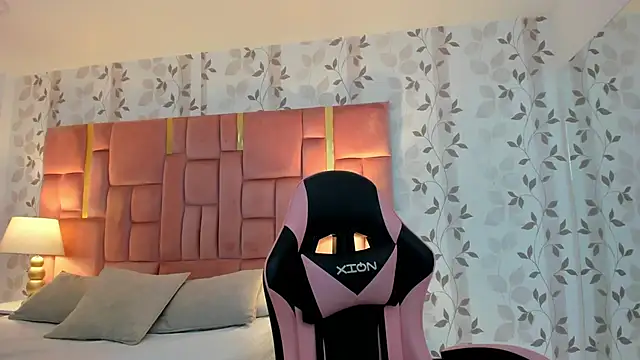 AmbarSantany online show from December 2025 11:43:01 PM