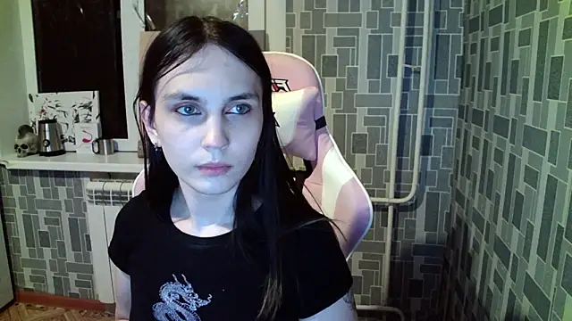 BlackHe4rts  online show from October 2025 06:54:01 PM