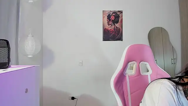 HollyHudsonn online show from March 2025 04:35:02 PM