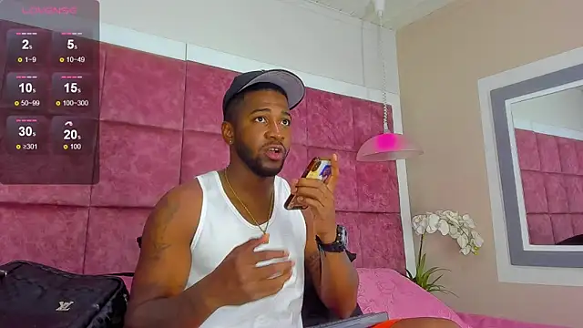 Snapshot of Drake_Nassir4 chatting on March 2025 08:59:01 PM Drake Nassir4 online show from March 2025 08:59:01 PM