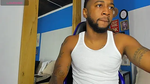 Snapshot of Drake_Nassir4 chatting on September 2025 04:12:02 PM Drake Nassir4 online show from September 2025 04:12:02 PM