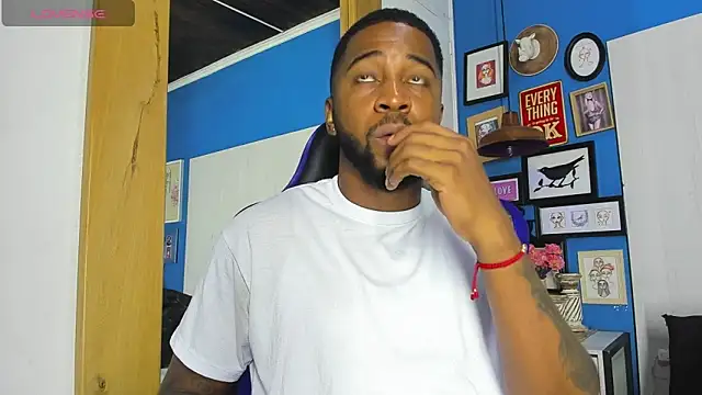 Snapshot of Drake_Nassir4 chatting on September 2025 09:19:01 PM Drake Nassir4 online show from September 2025 09:19:01 PM