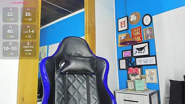 Snapshot of Drake_Nassir4 chatting on October 2025 09:04:01 PM Drake Nassir4 online show from October 2025 09:04:01 PM