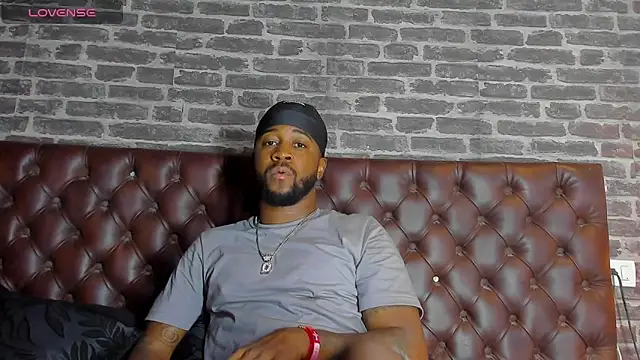 Snapshot of Drake_Nassir4 chatting on December 2025 04:56:01 PM Drake Nassir4 online show from December 2025 04:56:01 PM