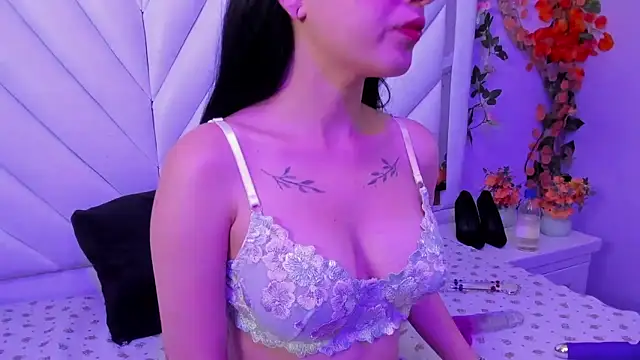 Katty Queen online show from May 2026 07:22:01 PM