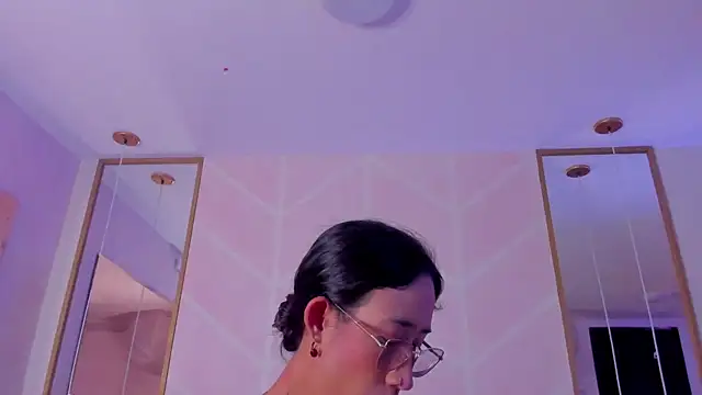 GabyPetit online show from February 2026 07:50:02 PM