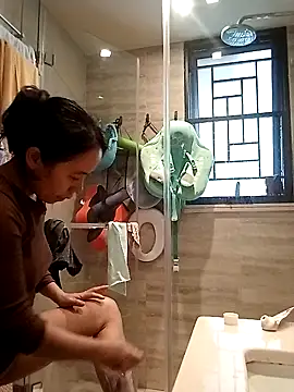 Snapshot of doggiepossession chatting on February 2025 06:39:01 AM doggiepossession online show from February 2025 06:39:01 AM