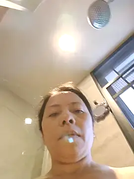 Snapshot of doggiepossession chatting on November 2025 07:22:02 AM doggiepossession online show from November 2025 07:22:02 AM