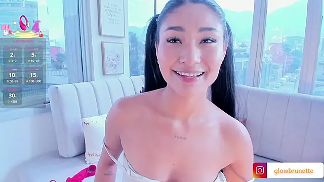 Snapshot of Megan_Lim chatting on March 2025 01:29:01 PM Megan Lim online show from March 2025 01:29:01 PM