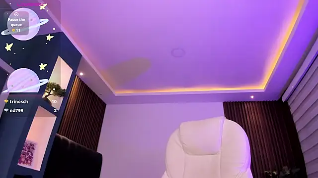 Lucy Smith2 online show from December 2024 08:19:02 AM