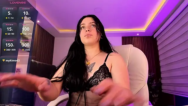 Lucy Smith2 online show from January 2025 09:15:01 AM