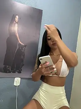 Elamesmamorena online show from May 2026 11:29:02 AM
