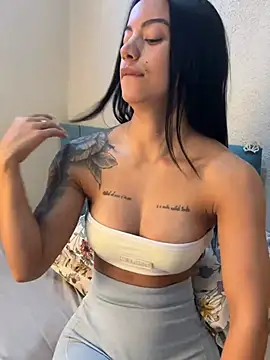 Elamesmamorena online show from July 2026 11:15:01 AM