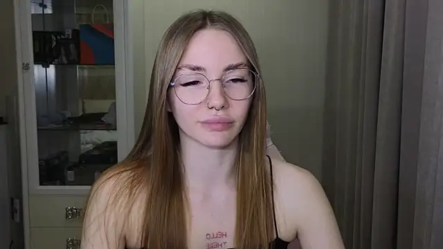 littlevildevil online show from December 2024 02:49:02 PM