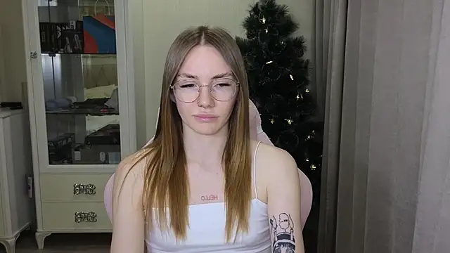 littlevildevil online show from December 2024 03:11:01 PM