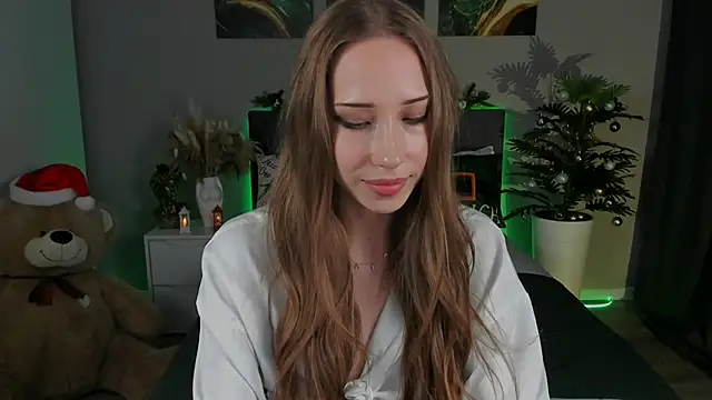 AlexaHarmon online show from December 2024 05:03:01 PM