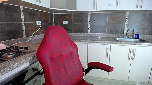 Snapshot of anna_alvarez chatting on March 2026 12:07:01 PM anna alvarez online show from March 2026 12:07:01 PM