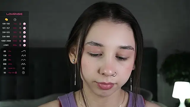 Snapshot of AislyEmbury chatting on March 2025 10:24:01 PM AislyEmbury online show from March 2025 10:24:01 PM