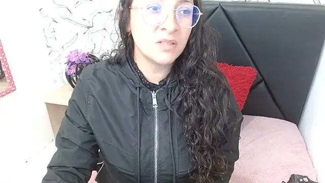 sarax ximena online show from July 2026 04:07:02 PM