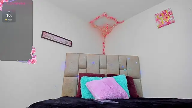 Aaron Jassell1 online show from February 2025 05:25:02 PM