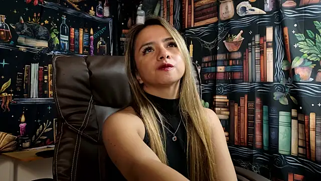 julietta   jackson online show from December 2024 10:33:02 PM