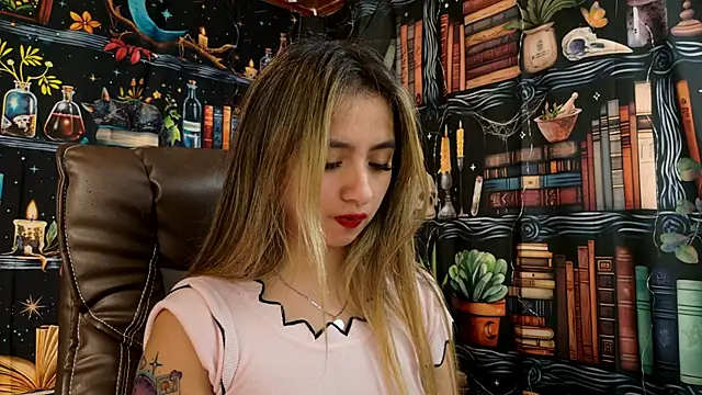 julietta   jackson online show from January 2025 08:31:02 PM