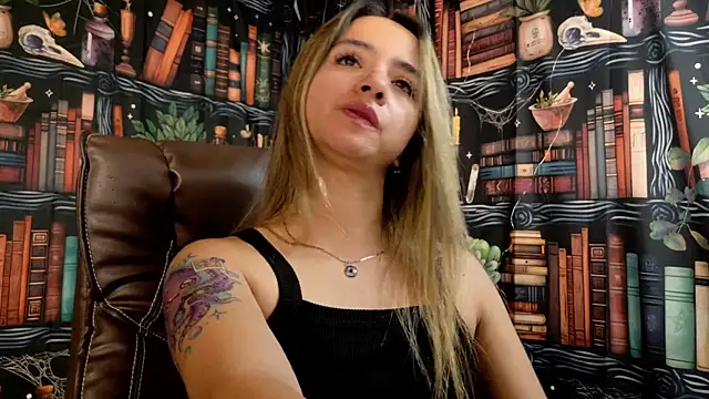 julietta   jackson online show from January 2025 11:24:01 PM