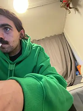 wolfwhite95 online show from January 2026 03:15:01 PM