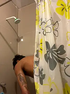 danielsonjalo online show from October 2025 12:27:01 AM