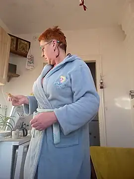 Snapshot of YourTenderness45 chatting on February 2026 07:18:01 AM YourTenderness45 online show from February 2026 07:18:01 AM