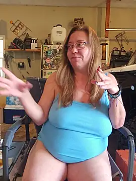 MsShelby40 online show from June 2026 07:23:02 PM