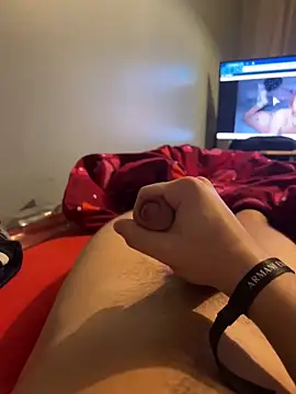 enzomlt online show from November 2025 01:17:01 AM