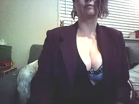 Snapshot of Big-Tits-McGee chatting on February 2025 04:31:01 AM Big-Tits-McGee online show from February 2025 04:31:01 AM